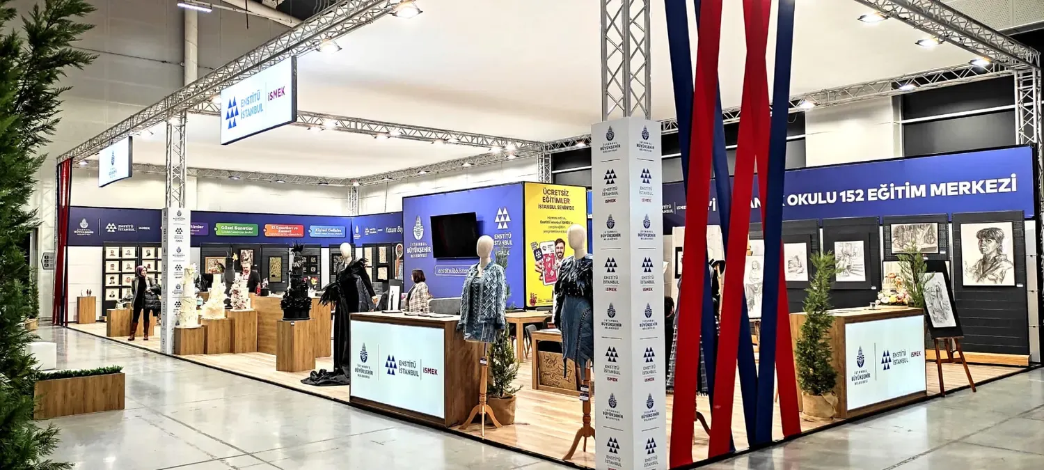 Truss taşıyıcı sistemle hazırlanan İSMEK fuar standı